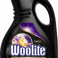 Woolite Vloeibaar Wasmiddel Met Keratine Zwart, Donker & Denim 1,9 Liter