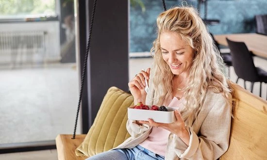 Homra Lunchbox DUALO Stripes - 2 Laags Broodtrommel - 2 Compartimenten - Lunch To Go - Duurzaam Kunststof - BPA Vrij - Lunchtrommel - Inclusief Bestek - Magnetronbestendig - Diepvriesbestendig - Vaatwasser Veilig 11 Homra Lunchbox DUALO Stripes - 2 Laags Broodtrommel - 2 Compartimenten - Lunch To Go - Duurzaam Kunststof - BPA Vrij - Lunchtrommel - Inclusief Bestek - Magnetronbestendig - Diepvriesbestendig - Vaatwasser Veilig - Afbeelding 9