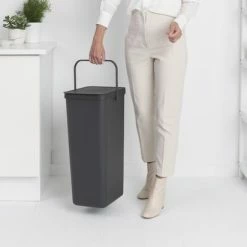 Brabantia Sort & Go Prullenbak - 40 L - Dark Grey -BISSELL-Winkel 550x412 125
