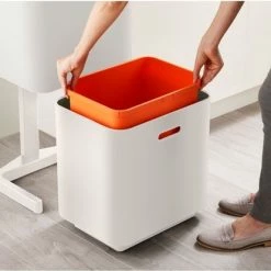 Joseph Joseph Intelligent Waste Prullenbak Totem 2.0 Recycler - 60 L - Stone Wit 24 Joseph Joseph Intelligent Waste Prullenbak Totem 2.0 Recycler - 60 L - Stone Wit -BISSELL-Winkel 550x414 8