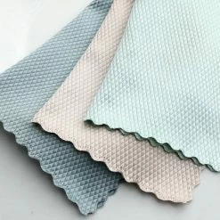 Lopoleis FACU XIV Microvezeldoekjes – 10 Stuks – Microvezeldoeken – Streepvrij – Reinigingsdoekjes – Schoonmaakdoeken – Spiegeldoeken – 30 X 40 Cm -BISSELL-Winkel 550x431 3