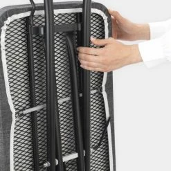 Brabantia Strijkplank C - Met Strijkijzerhouder - 124 X 45 Cm - Morning Breeze -BISSELL-Winkel 550x474