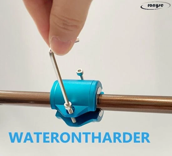 Ronyse Magnetische Waterontharder - Professionele Waterontharder Magneet - Waterontkalker Waterleiding - Blauw - Anti Kalk 14 Ronyse Magnetische Waterontharder - Professionele Waterontharder Magneet - Waterontkalker Waterleiding - Blauw - Anti Kalk - Afbeelding 12