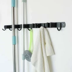 SODEAL Luxe Bezem Ophangsysteem - Bezemhouder - Opbergsysteem - Ophanghaken - Tuingereedschap - Gereedschap Opbergen - Zwart -BISSELL-Winkel 550x547