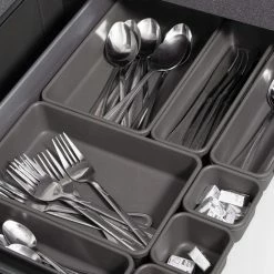 AA Commerce Modulaire Lade Organizer Set Van 8 Bakken - Bestekbak Ladeverdeler Ladebak Organiser Lade Inzet Bak Opbergbak Houder Verdeling Buro/Keukenklade/Keuken/Badkamer - Inzetbak Opbergbakken Voor Opbergen Van Bestek/Cosmetica/Sieraden - Kunststof - Grijs -BISSELL-Winkel 550x550 828