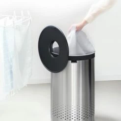 Brabantia Wasmand - 60 L - Matt Steel Met Kunststof Deksel -BISSELL-Winkel 550x825 3